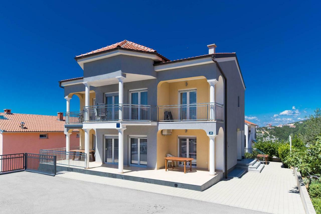 Moderne Souterrainwohnung Crikvenica Luaran gambar